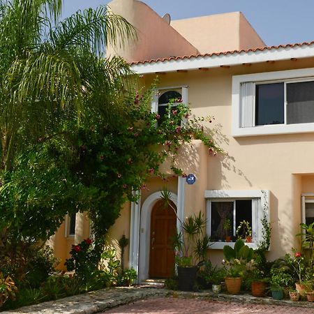 B&B Mom'S House Puerto Aventuras Kültér fotó